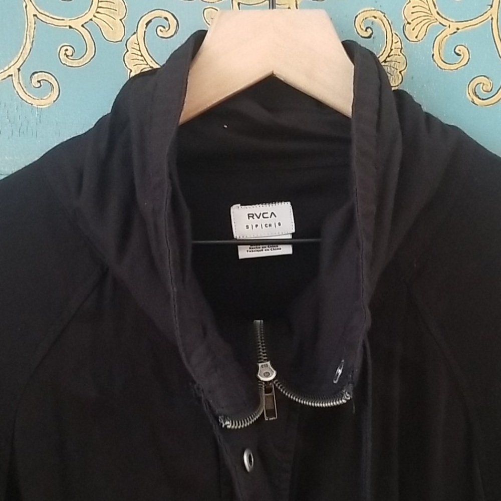 Rvca Jacket ♡ - Picture 2 of 4